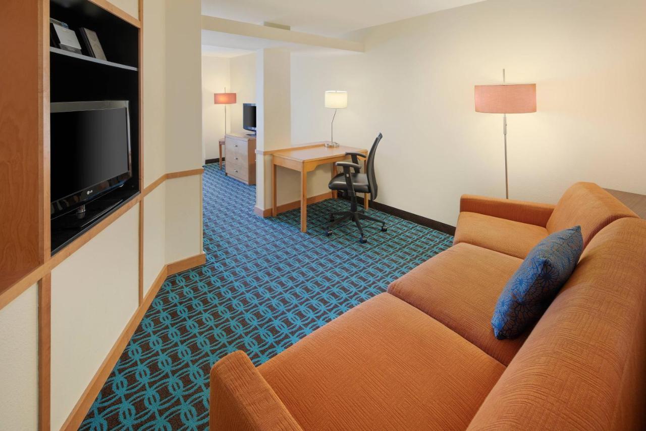Fairfield Inn & Suites Indianapolis Airport Exterior foto