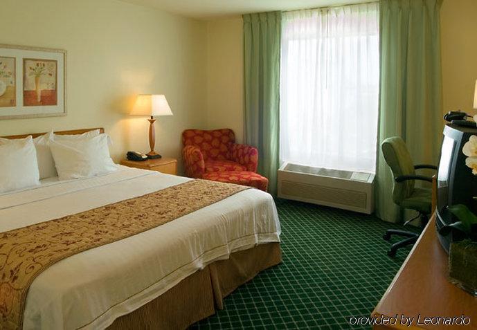Fairfield Inn & Suites Indianapolis Airport Exterior foto