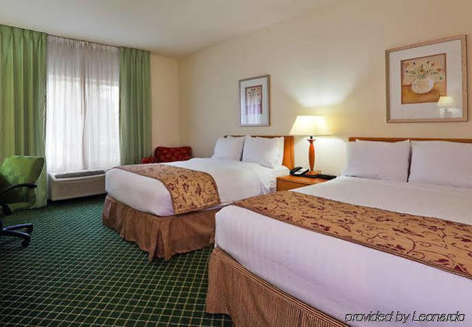 Fairfield Inn & Suites Indianapolis Airport Exterior foto